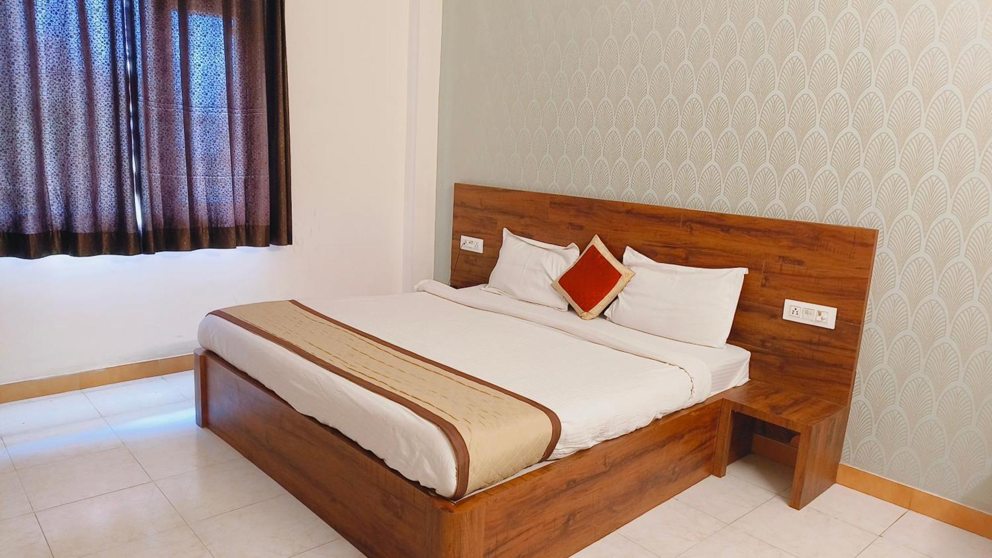 Hotel Elegant, Near Mansarovar, ชัยปุระ ภายนอก รูปภาพ